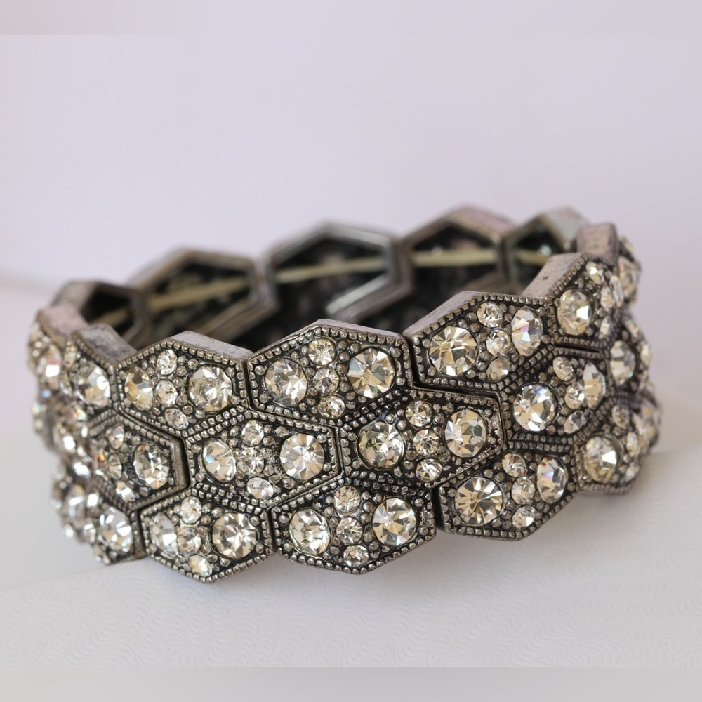 Vintage Rhinestone Hexagon Stretch Bracelet – Handmade Statement Jewelry - Picture 5 of 9